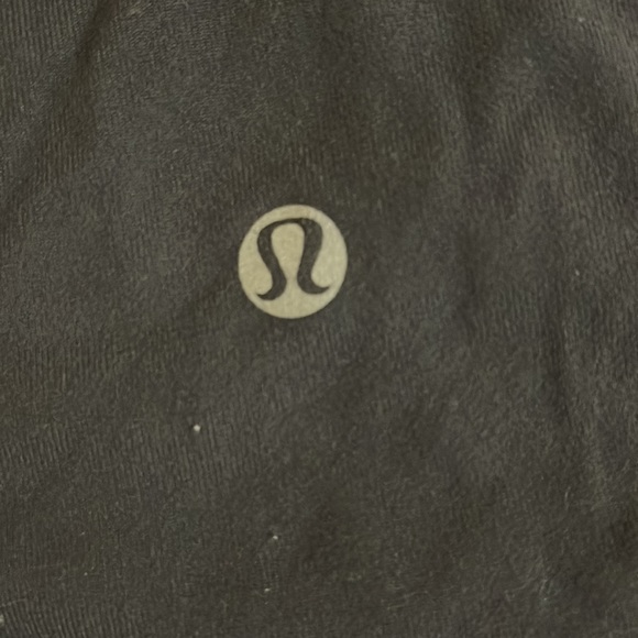 GUC Lululemon grey with black top - Picture 4 of 6